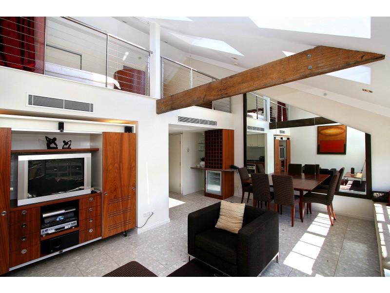 582/6 Cowper Wharf Road, Woolloomooloo NSW 2011