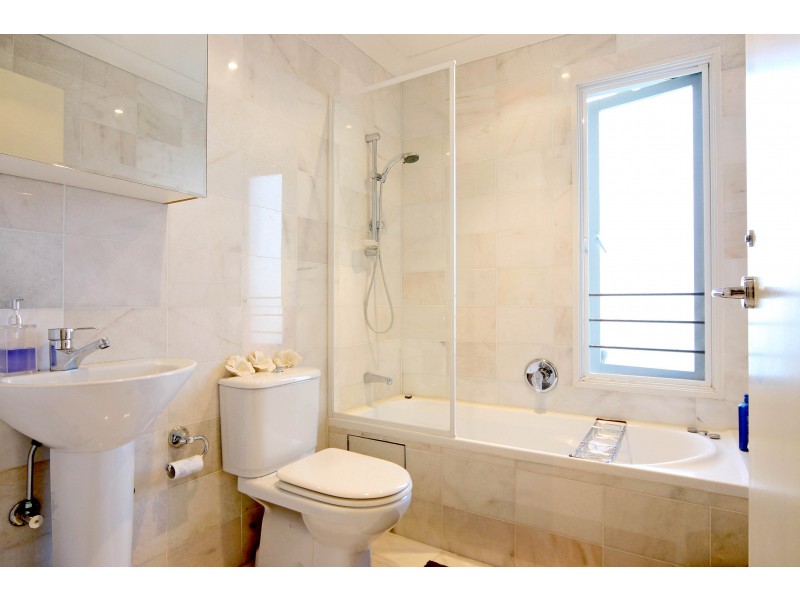 1/69 Ernest Street, Crows Nest NSW 2065