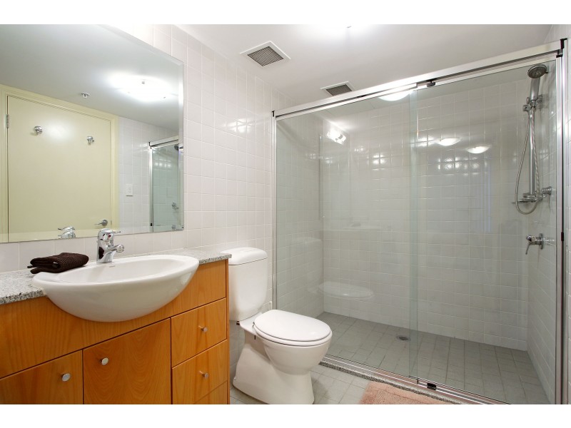 425/6 Cowper Wharf Road, Woolloomooloo NSW 2011