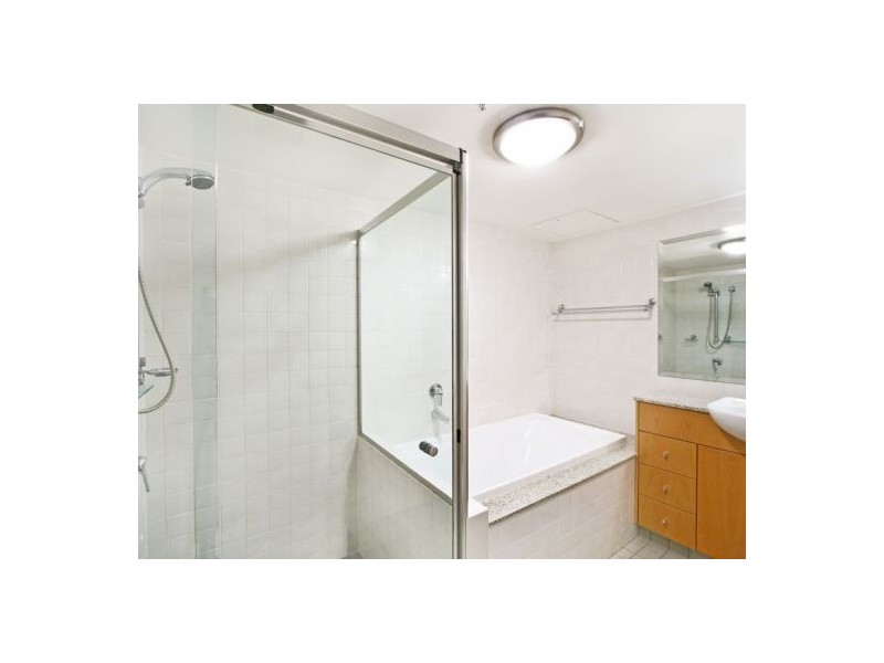 215/6 Cowper Wharf Road, Woolloomooloo NSW 2011