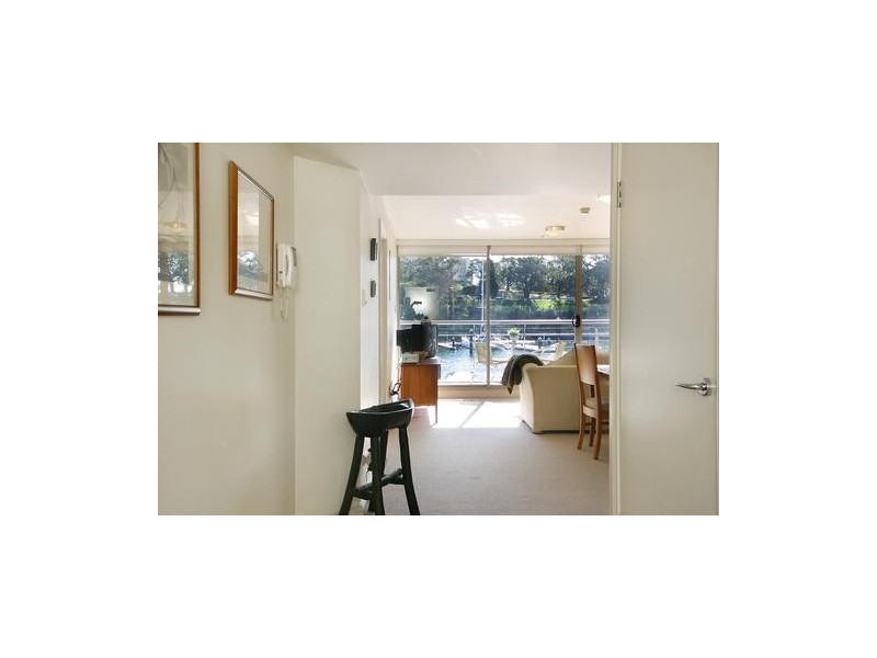 215/6 Cowper Wharf Road, Woolloomooloo NSW 2011