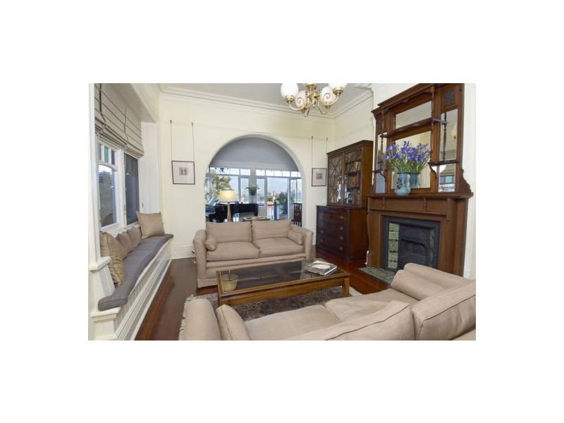 8 Raglan Street, Mosman NSW 2088