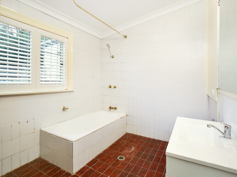 37 Rhodes Avenue, Naremburn NSW 2065