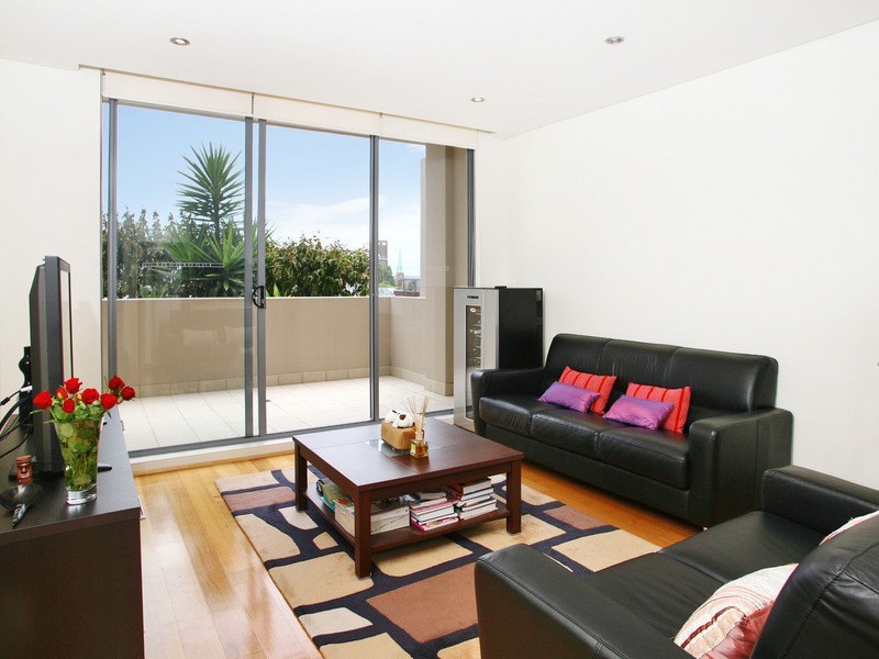 17/30 Albany Street, St Leonards NSW 2065