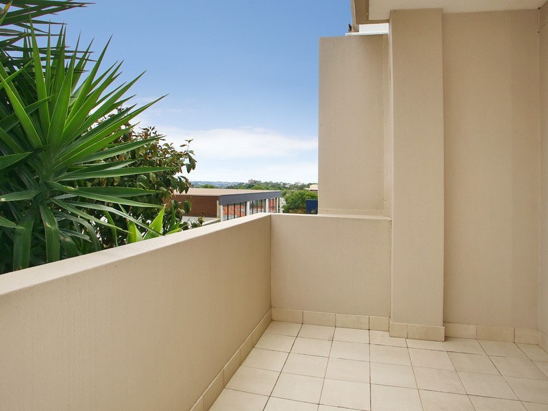 17/30 Albany Street, St Leonards NSW 2065