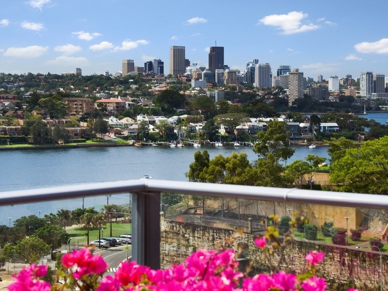 1003/2 Mount Street Walk, Pyrmont NSW 2009
