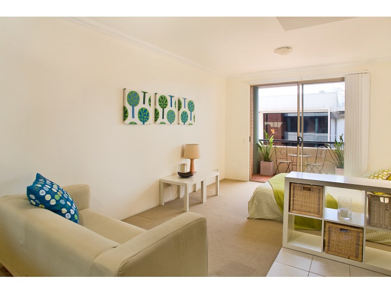 49/13 Ernest Street, Crows Nest NSW 2065