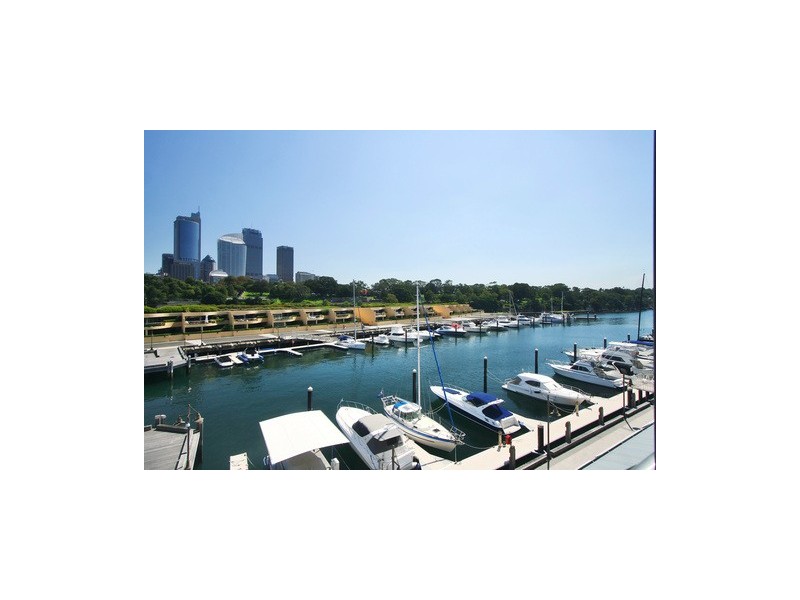 406/6 Cowper Wharf Road, Woolloomooloo NSW 2011