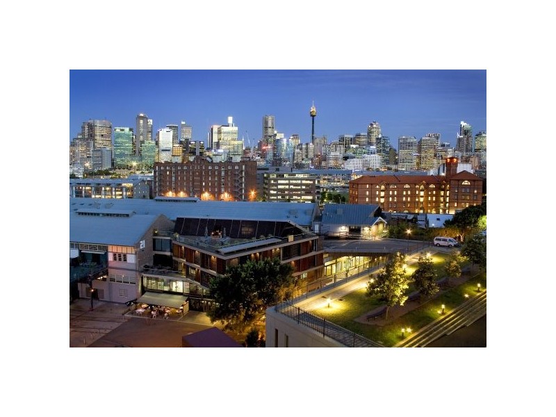 2/10 Point Street, Pyrmont NSW 2009