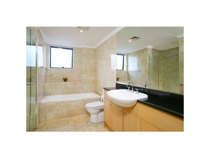 2/10 Point Street, Pyrmont NSW 2009