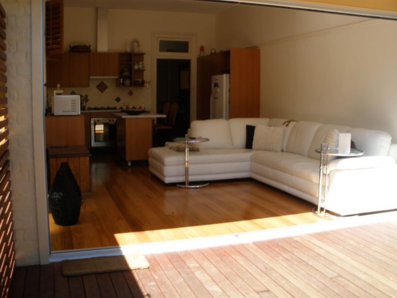 28 Holtermann street, Crows Nest NSW 2065