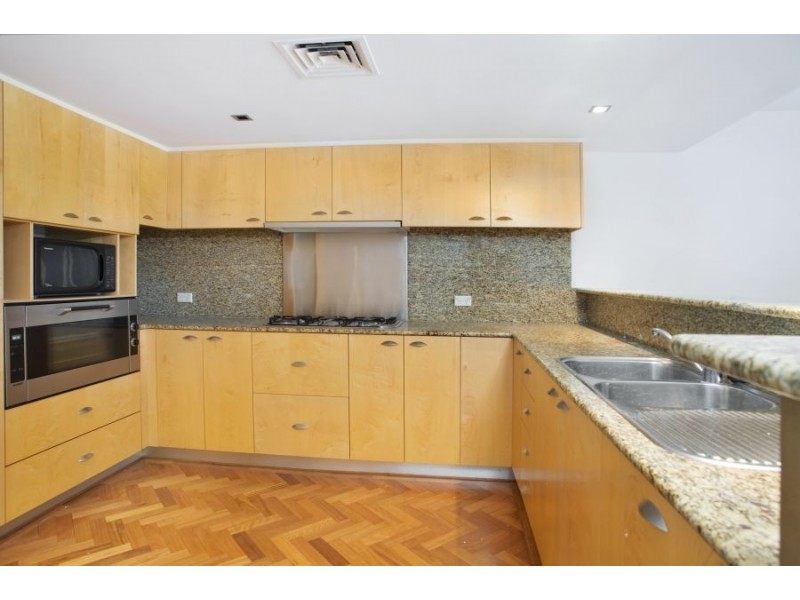 511/6 Cowper Wharf Road, Woolloomooloo NSW 2011