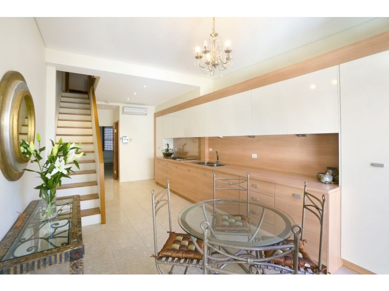 16 Bourke Street, Woolloomooloo NSW 2011