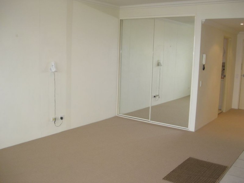 32/13  Ernest Street, Crows Nest NSW 2065