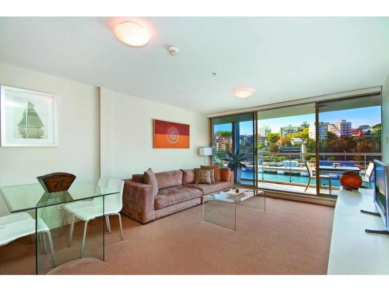 432/6 Cowper Wharf rd., Woolloomooloo NSW 2011