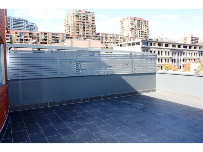 14/57 Cowper Wharf rd, Woolloomooloo NSW 2011