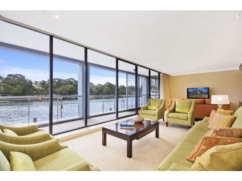 3/6 Cowper Wharf rd, Woolloomooloo NSW 2011