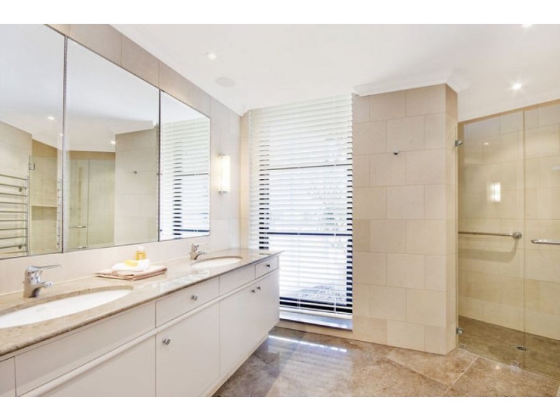 3/6 Cowper Wharf rd, Woolloomooloo NSW 2011