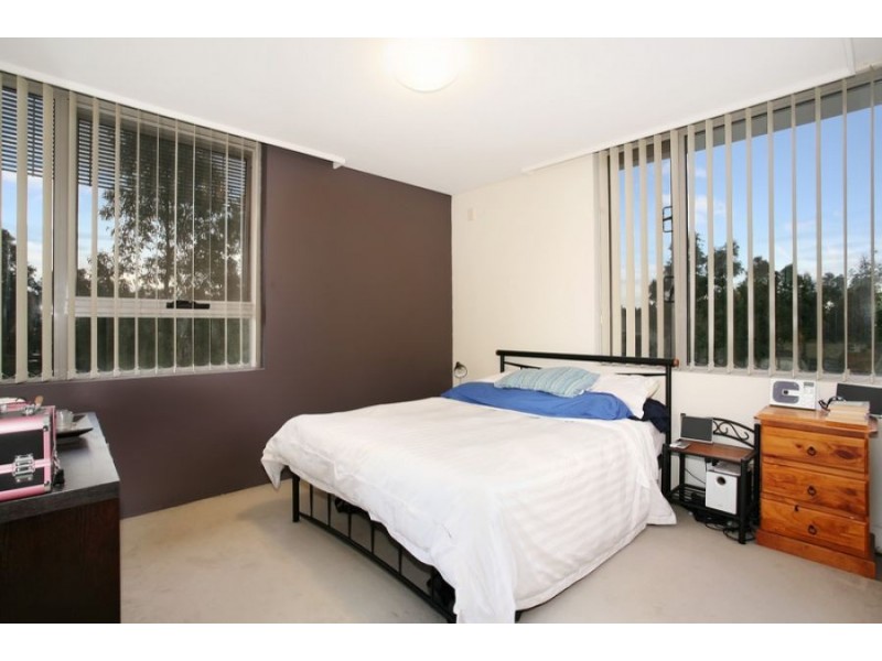 5 Flinders 3 Owens Avenue, Newington NSW 2127