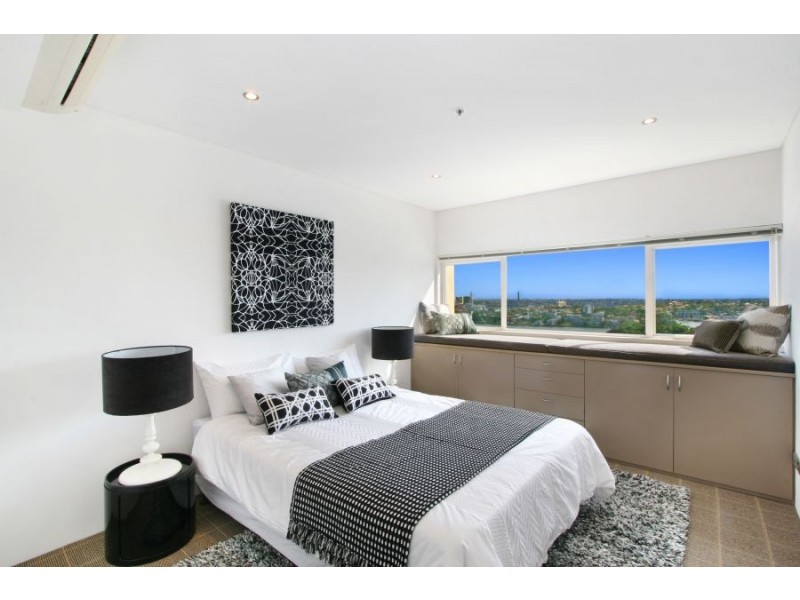 136/14 Blues Point Road, Mcmahons Point NSW 2060