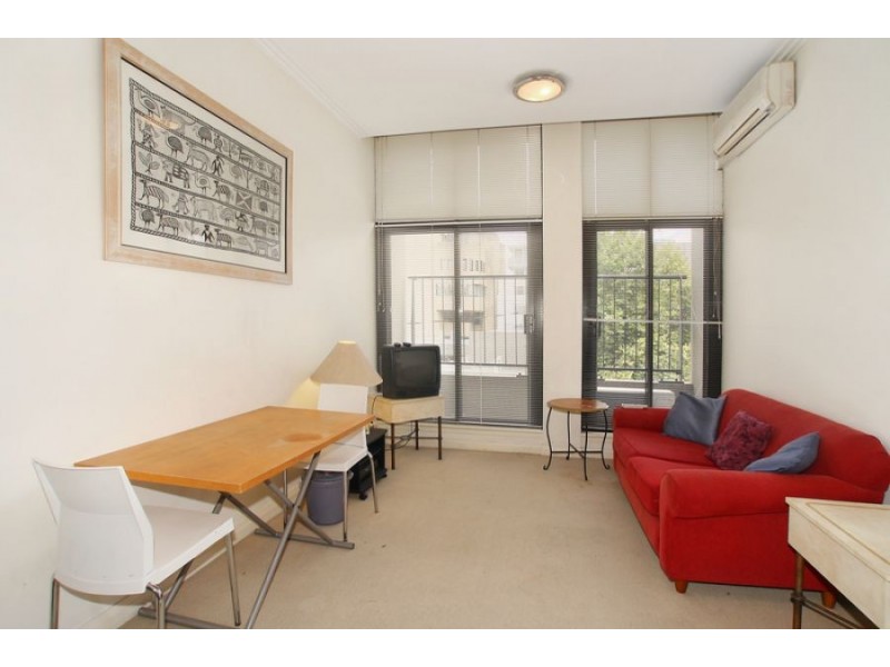 210/420 Pacific Highway, Crows Nest NSW 2065