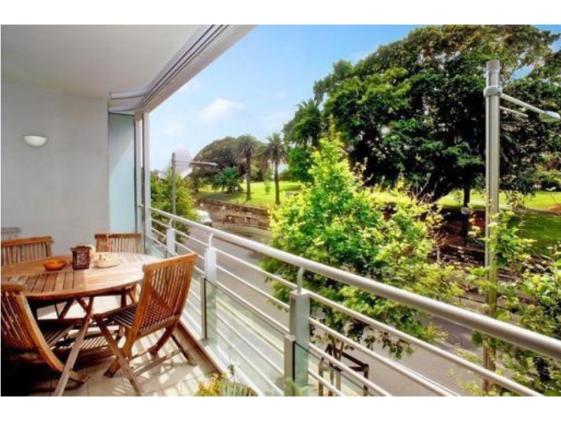 31/7 Macquarie Street, Sydney NSW 2000