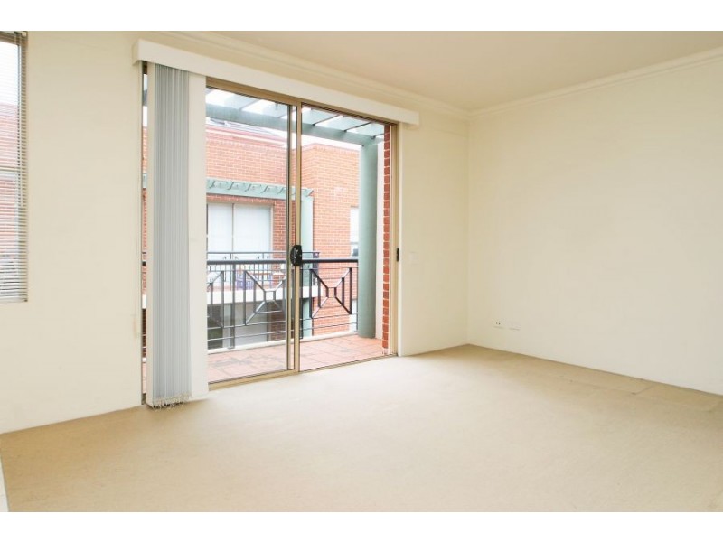 54/13 Ernest Street, Crows Nest NSW 2065