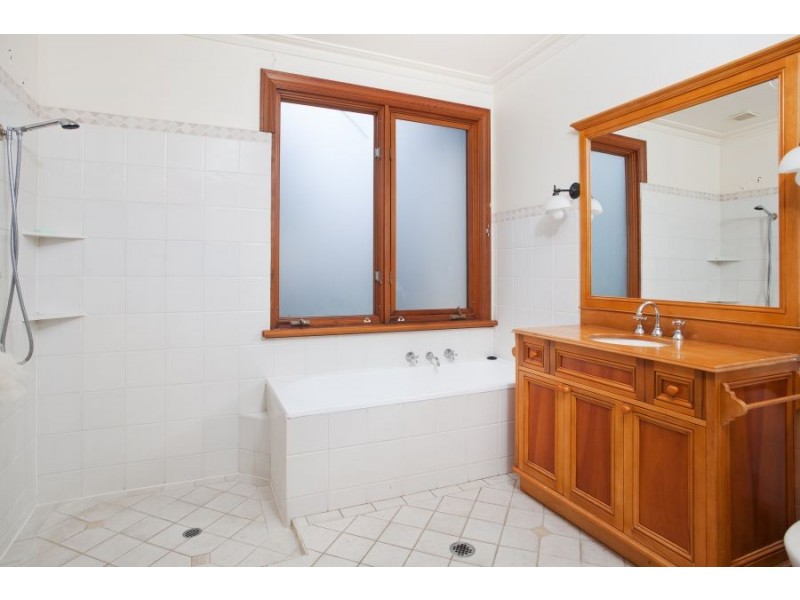 29 Rhodes Avenue, Naremburn NSW 2065