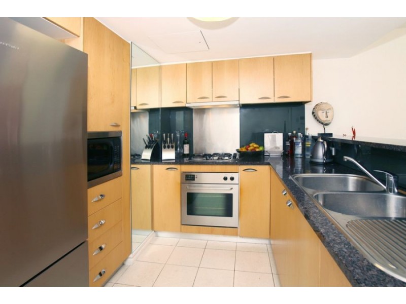 141/6 Cowper Wharf rd, Woolloomooloo NSW 2011