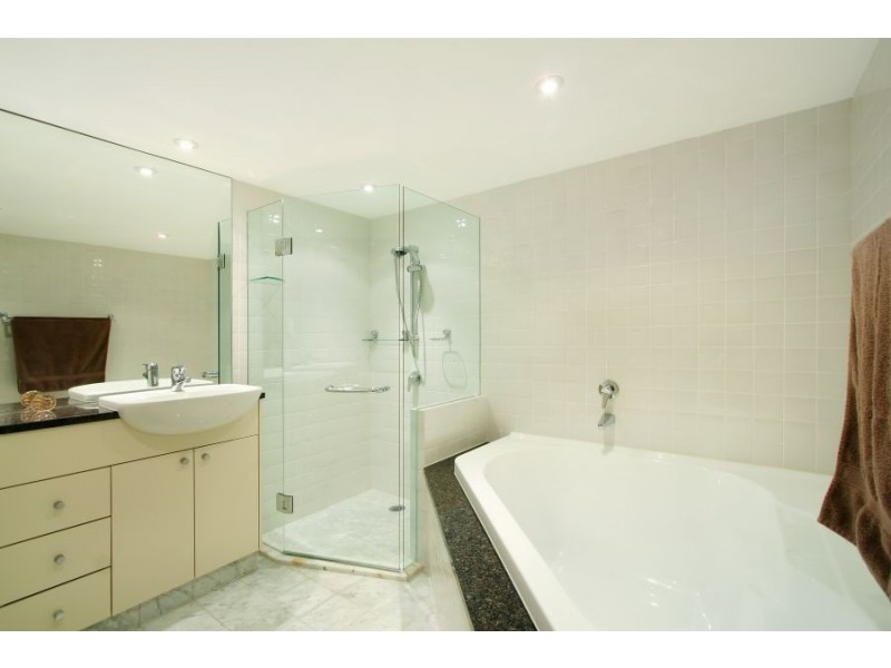 413/6  Cowper Wharf Road, Woolloomooloo NSW 2011