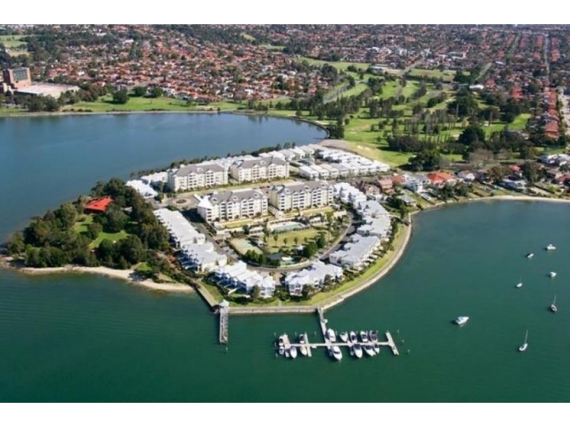 4 Rosemeadow Drive, Cabarita NSW 2137