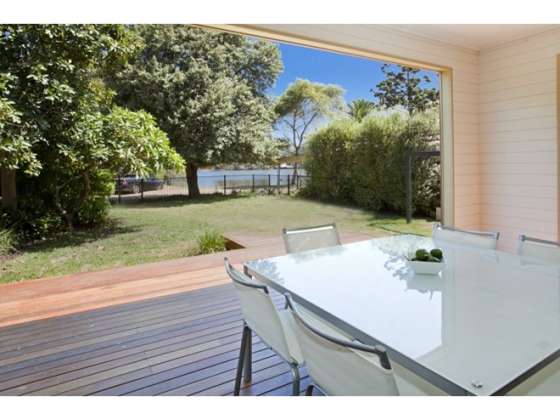 1 Lakeside Crescent, North Manly NSW 2100