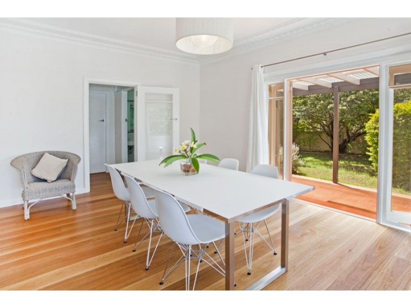 1 Lakeside Crescent, North Manly NSW 2100