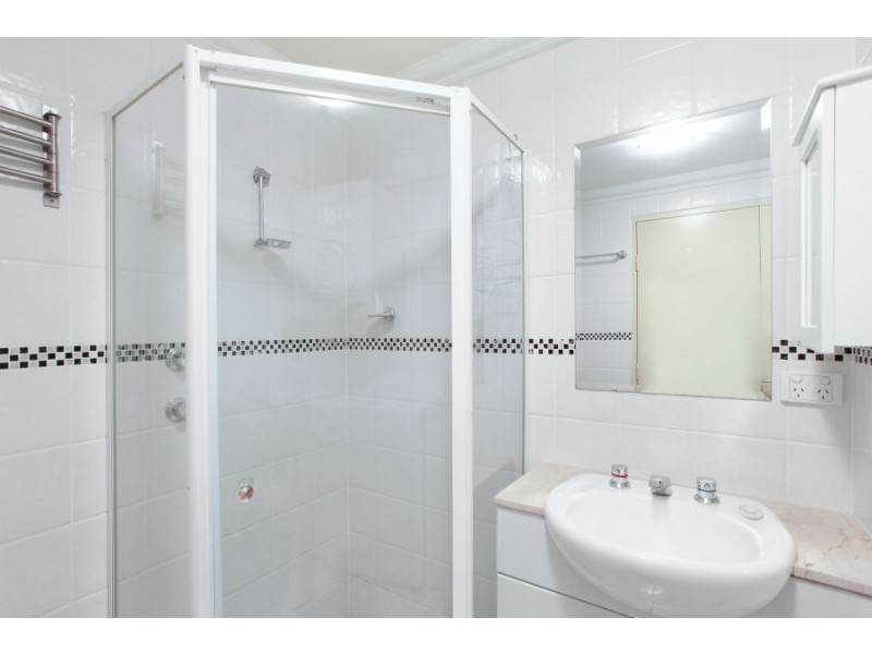 32/13 Ernest Street, Crows Nest NSW 2065