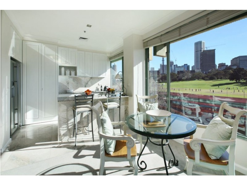 402/22 Sir John Young Crescent, Woolloomooloo NSW 2011