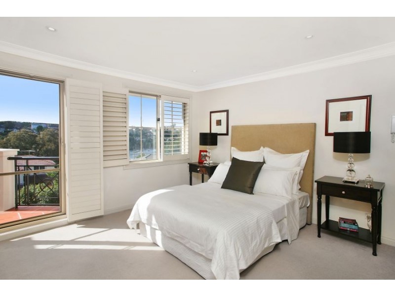 12 Waruda Place, Huntleys Cove NSW 2111