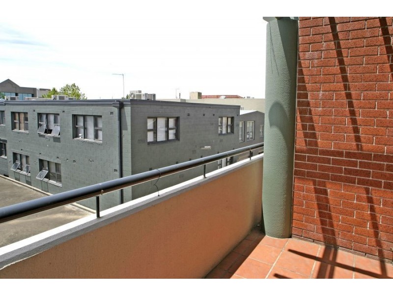 33/13 Ernest Street, Crows Nest NSW 2065
