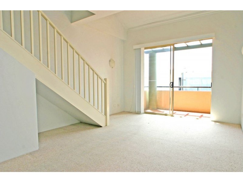 33/13 Ernest Street, Crows Nest NSW 2065