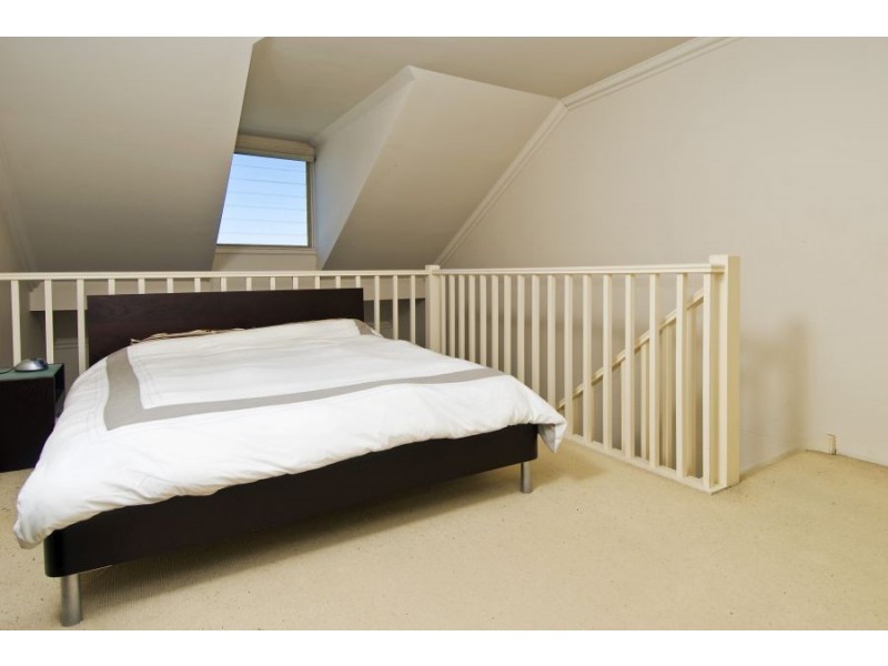 60/13 Ernest Street, Crows Nest NSW 2065