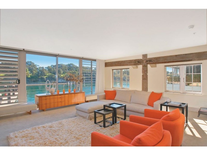 222 Finger Wharf, 6 Cowper Wharf Road, Woolloomooloo NSW 2011