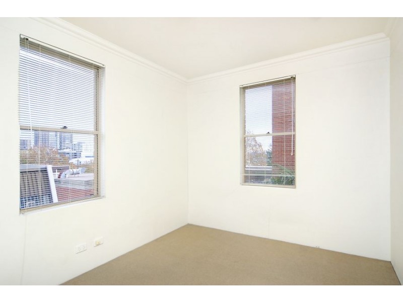 40/13 Ernest Street, Crows Nest NSW 2065