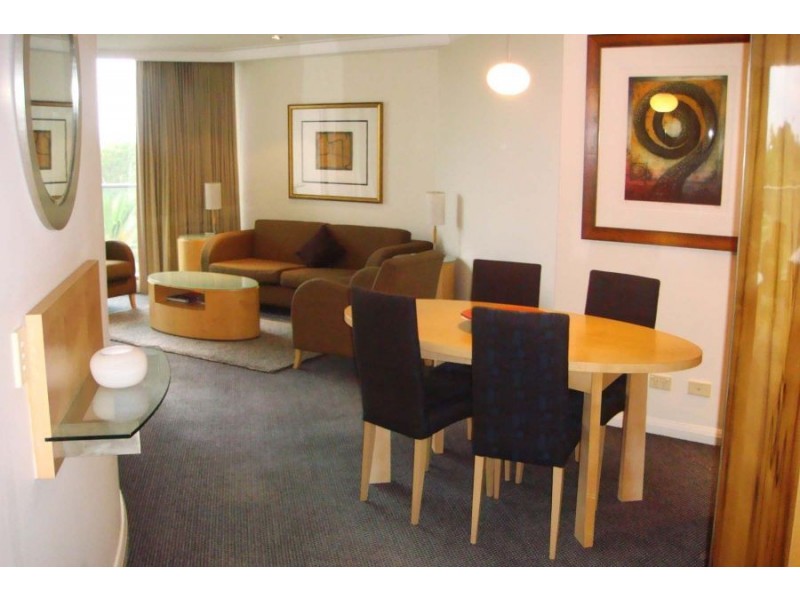 1013/61 Macquarie Street, Sydney NSW 2000