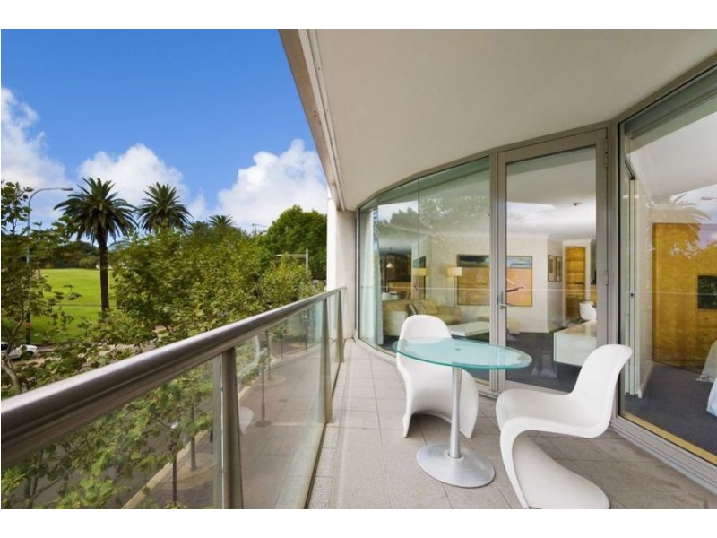 1013/61 Macquarie Street, Sydney NSW 2000