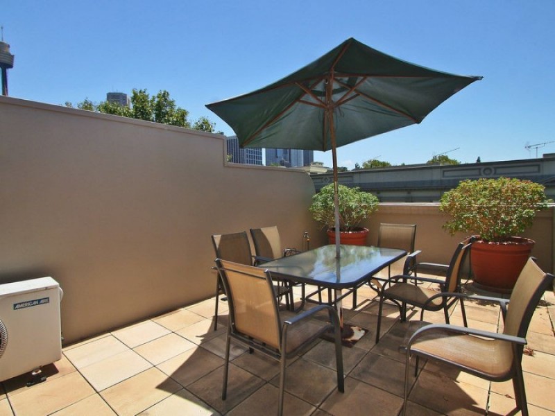 201/87 Cathedral Street, Woolloomooloo NSW 2011