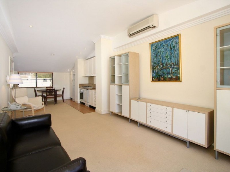 201/87 Cathedral Street, Woolloomooloo NSW 2011