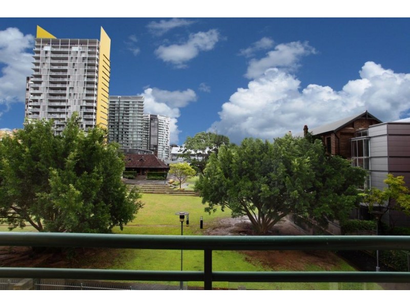 702/66 Bowman Street, Pyrmont NSW 2009