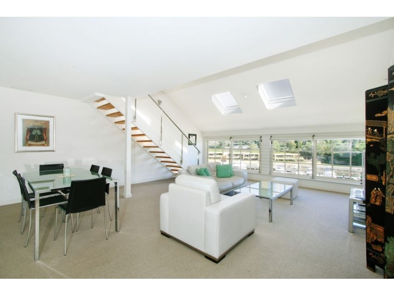 513/6 Cowper Wharf Rd, Woolloomooloo NSW 2011