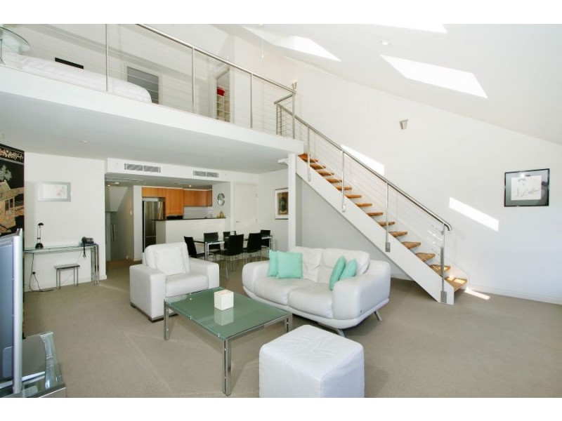 513/6 Cowper Wharf Rd, Woolloomooloo NSW 2011