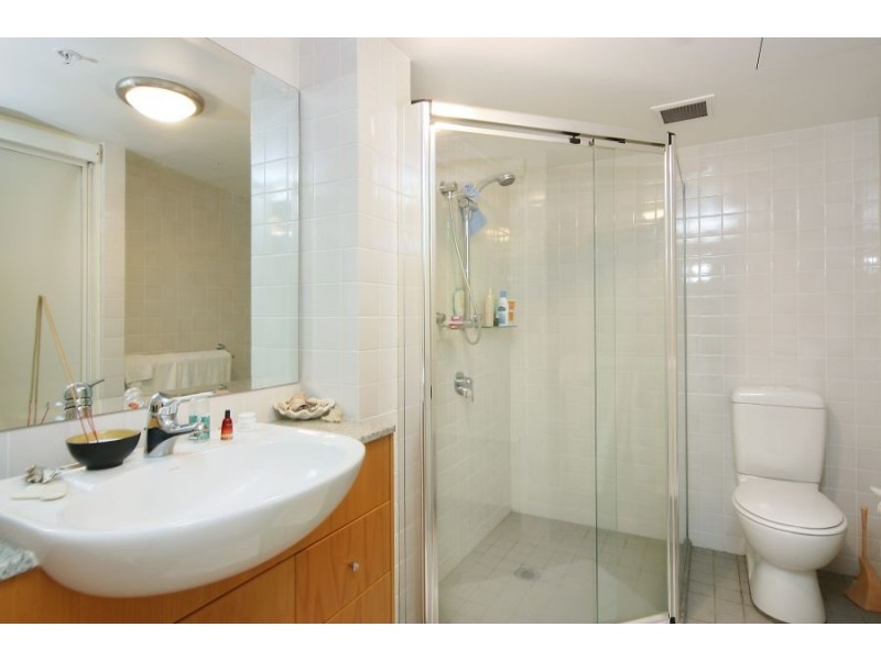 215/6 Cowper Wharf Road, Woolloomooloo NSW 2011