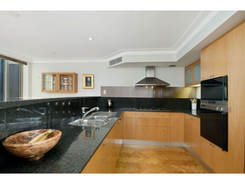 1503/61 Macqaurie Street, Sydney NSW 2000